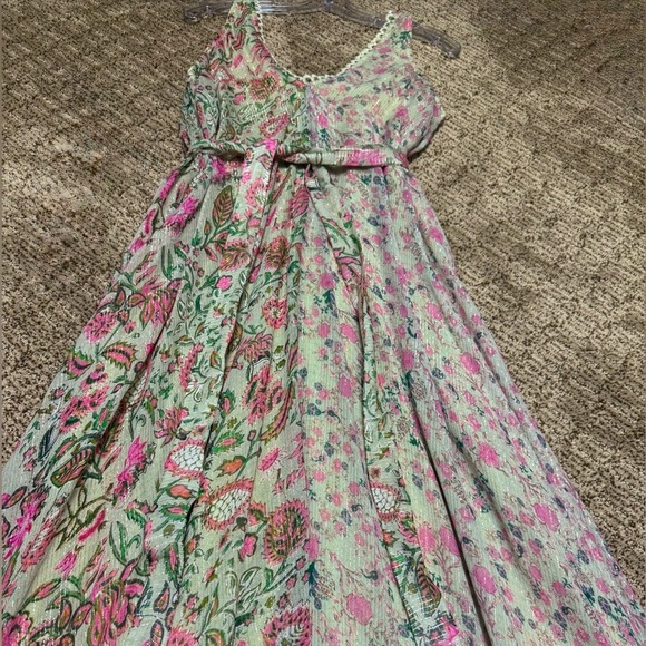 HEMANT & NANDITA Dresses & Skirts - NEW Hemant & Nandita NWOT Floral Patterned Fabric+Pink+Green, gold thread Accent